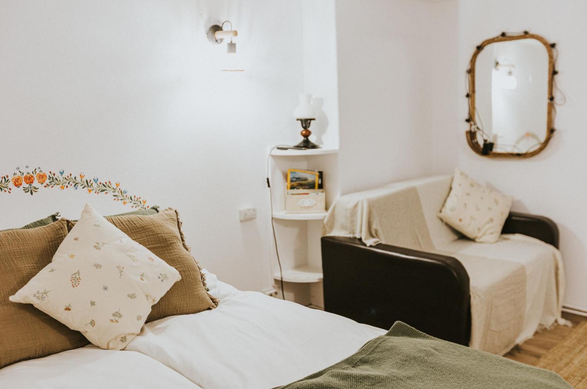 Republicii Rustic Apartament In Brasov City Center Екстер'єр фото