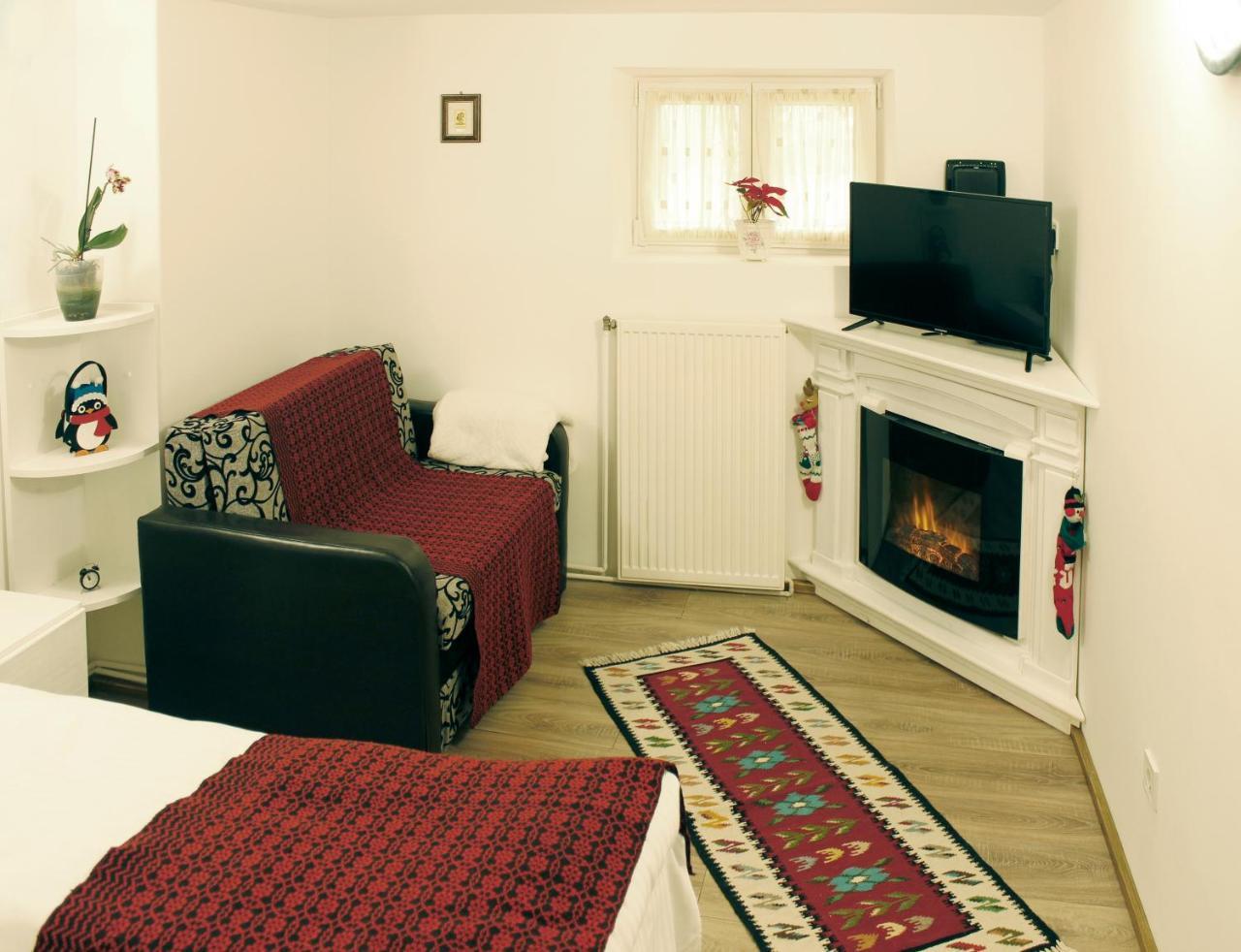 Republicii Rustic Apartament In Brasov City Center Екстер'єр фото